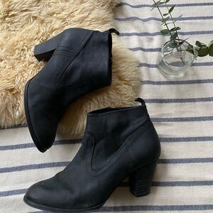Pegabo “Zebina” Ankle Booties